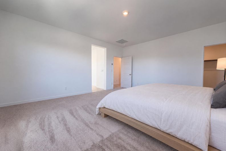 Photo 4 of 21 of 8361 W Rochelle Ave, Las Vegas, NV