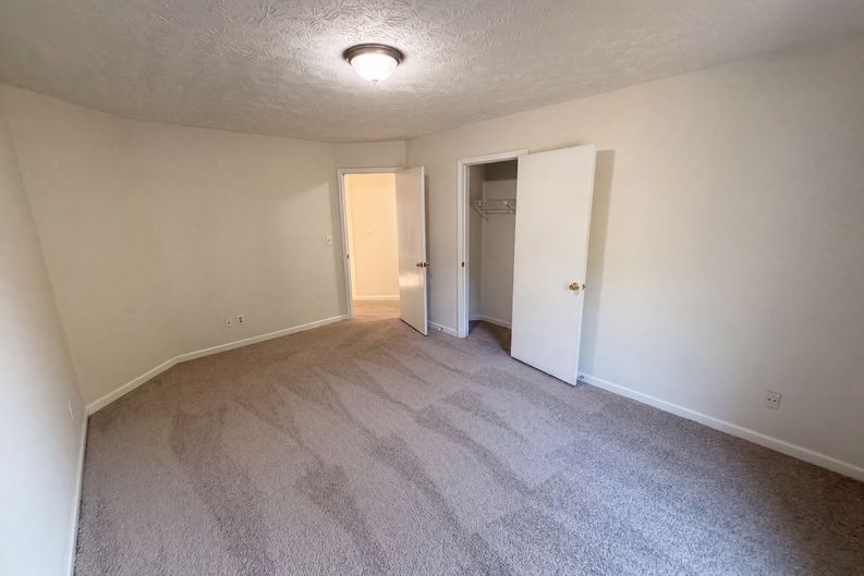 Photo 10 of 30 of 2119 Crystal Lake Dr, Lawrenceville, GA