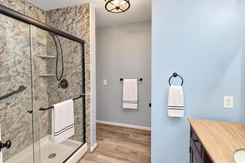 Photo 11 of 21 of 4212 Glenlea Commons Dr, Charlotte, NC