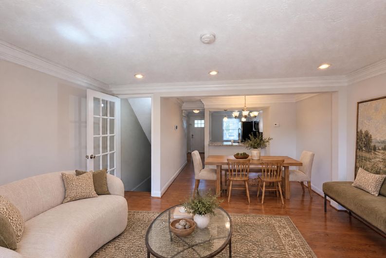 Photo 14 of 57 of 8769 Kanawha Ct, Lorton, VA