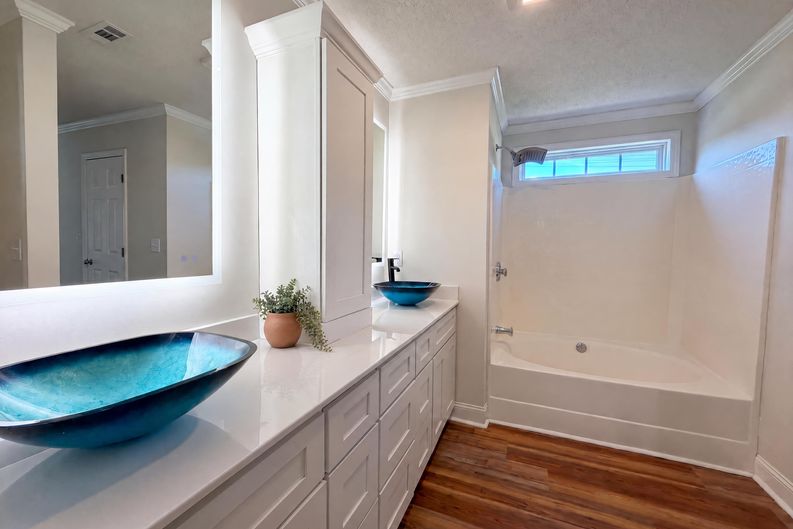 Photo 10 of 26 of 105 Jefferson Forest Ct, Winston Salem, NC