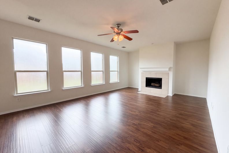Photo 8 of 23 of 424 Cypress Hill Dr, McKinney, TX