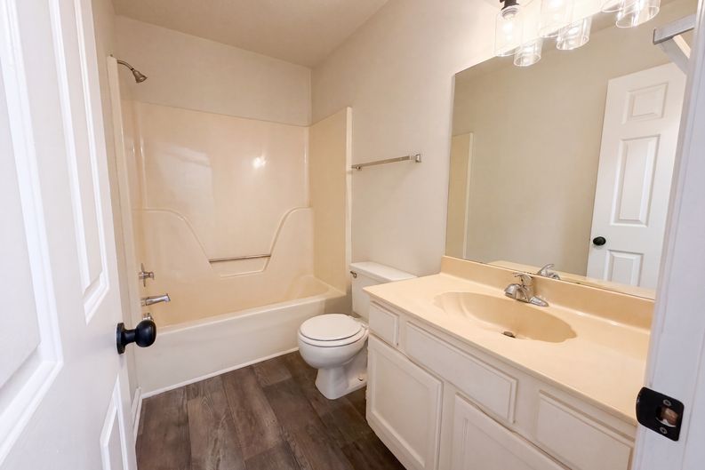 Photo 11 of 16 of 3363 Lakeside Pl, Hermitage, TN
