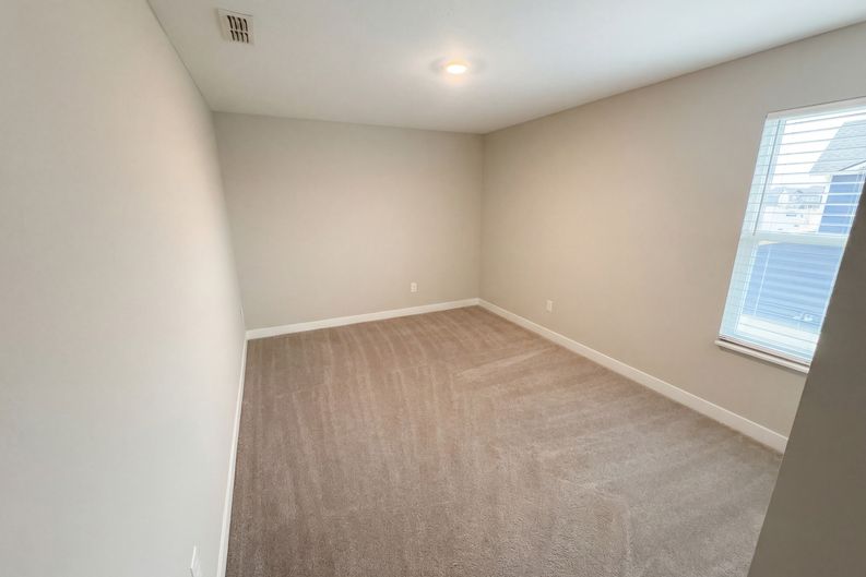 Photo 19 of 30 of 8691 Laurelton Pl, Brownsburg, IN
