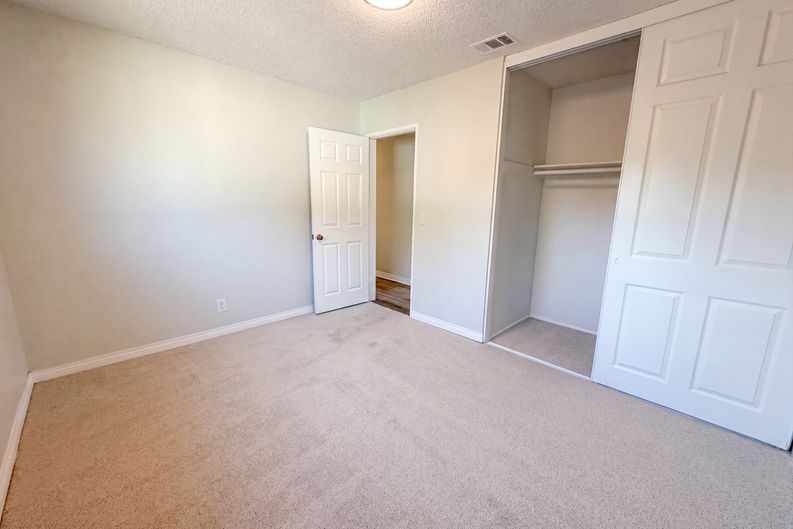 Photo 15 of 21 of 26934 10th St, Highland, CA