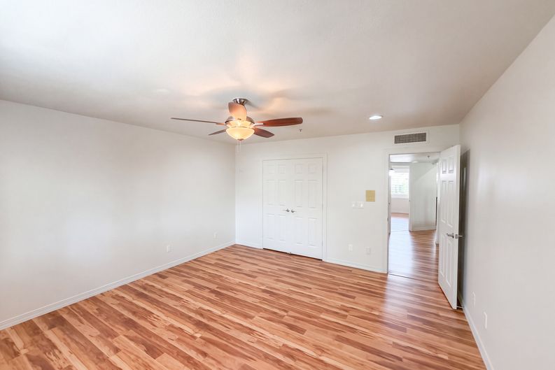 Photo 22 of 36 of 10240 E Cochise Dr, Scottsdale, AZ