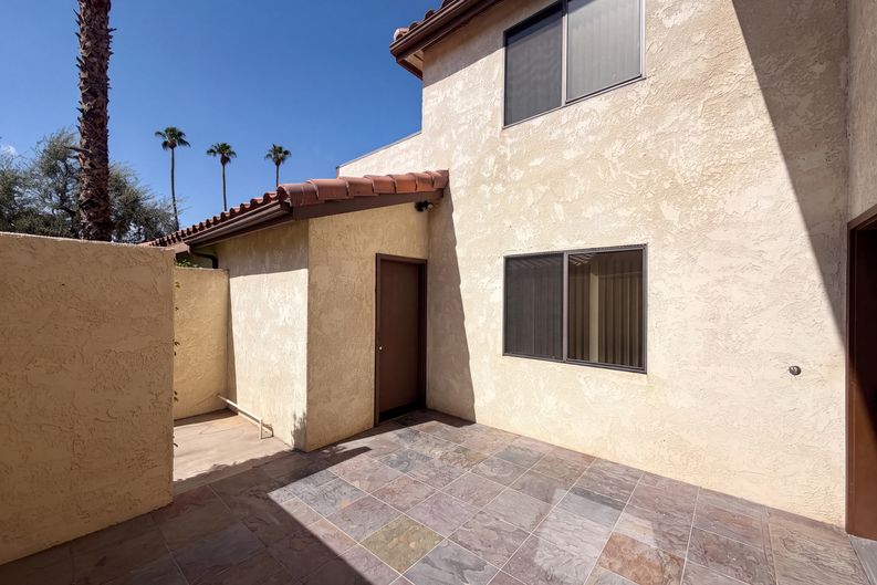 Photo 32 of 38 of 120 Willow Lake Dr, Palm Desert, CA