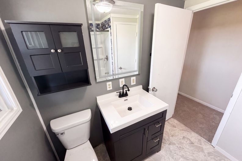 Photo 7 of 22 of 2584 E Phylbeck Ave, Terre Haute, IN