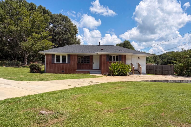 Photo 22 of 23 of 5656 Salem Rd, Covington, GA