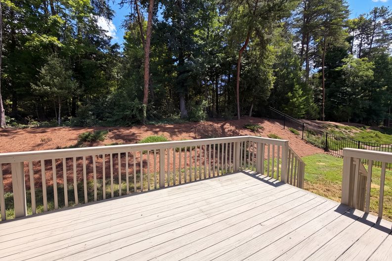 Photo 19 of 21 of 147 Monteray Oaks Cir, Fort Mill, SC
