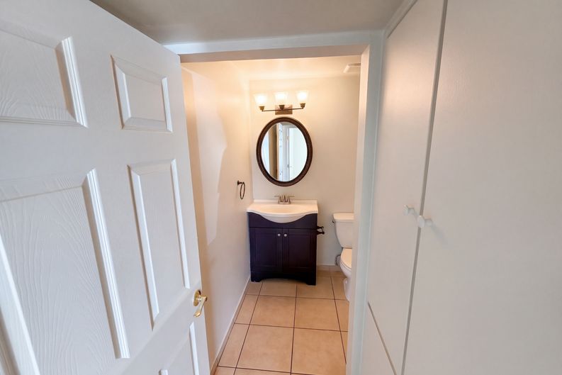 Photo 19 of 32 of 6208 W Alvarado Rd, Phoenix, AZ