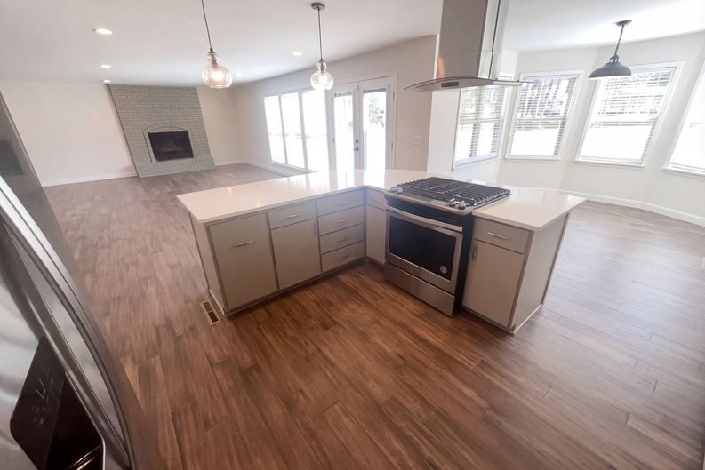 Photo 13 of 37 of 2770 Burtz Dr, Marietta, GA