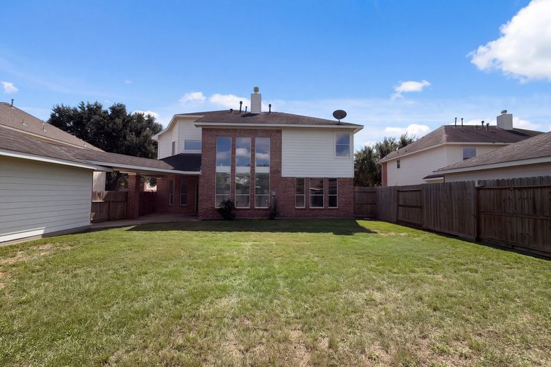 Photo 21 of 24 of 18006 Oakfield Glen Ln, Cypress, TX
