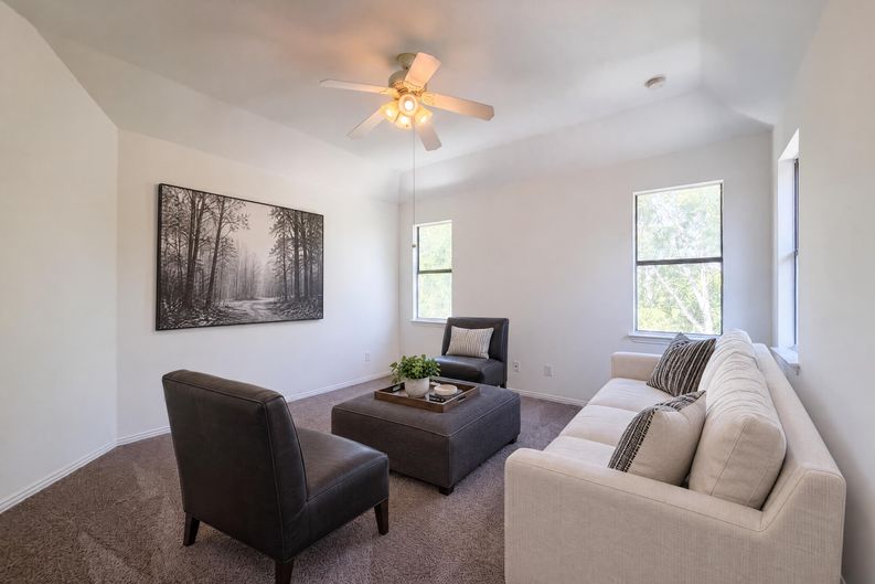 Photo 11 of 23 of 1700 Forsythe Dr, Savannah, TX