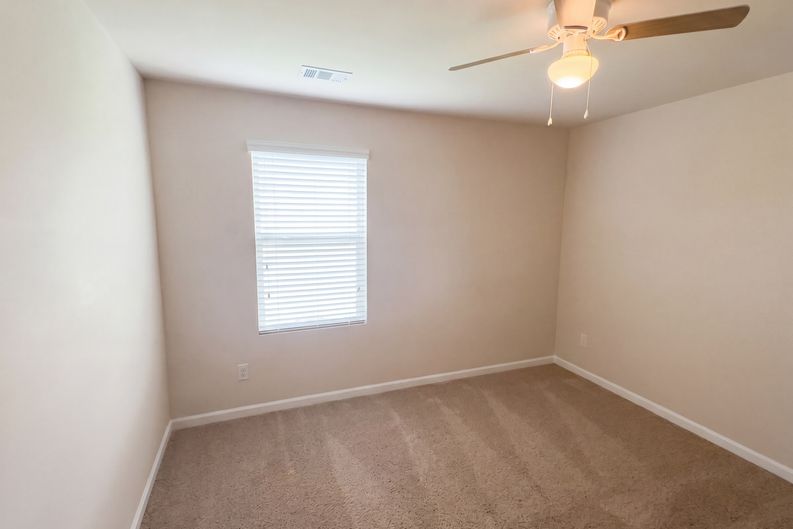 Photo 14 of 39 of 8496 Glenview St, Douglasville, GA