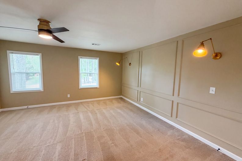 Photo 12 of 38 of 1772 Huntingford Dr, Marietta, GA