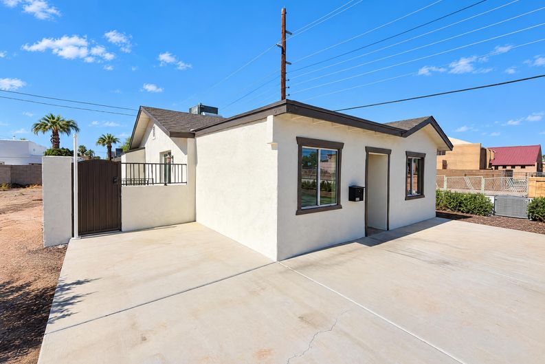 Photo 24 of 29 of 1131 E Virginia Ave, Phoenix, AZ