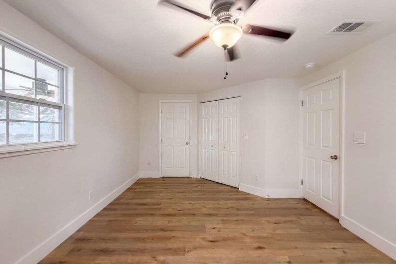 Photo 16 of 26 of 7405 S Desoto St, Tampa, FL