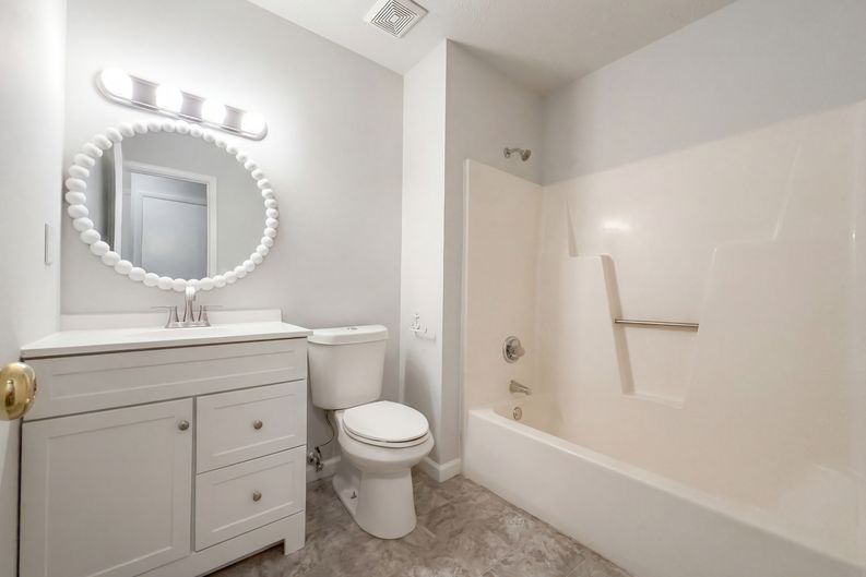 Photo 16 of 18 of 7594 Beverly Dr, Fayetteville, NC