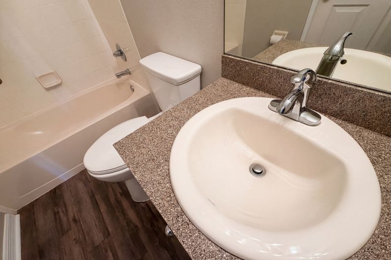 Photo 17 of 29 of 11520 Captiva Kay Dr, Riverview, FL