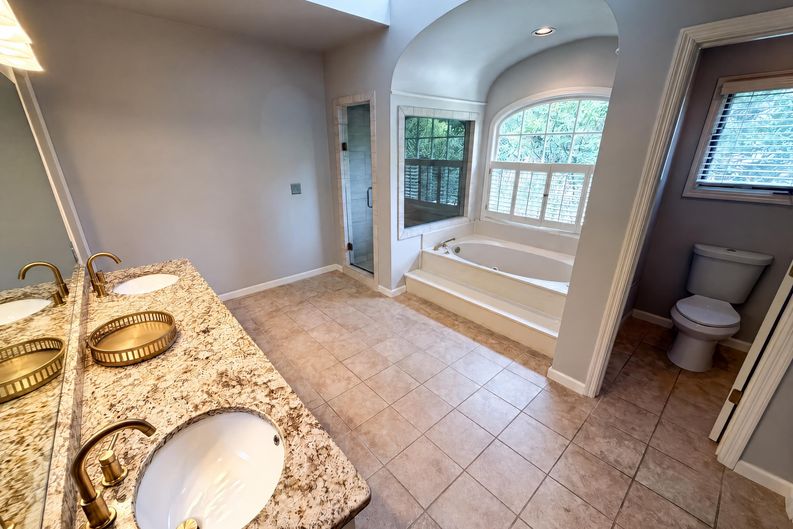 Photo 34 of 39 of 135 N Clublands Ct, Johns Creek, GA