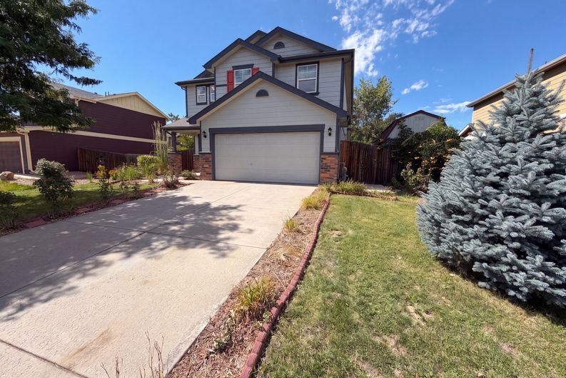 Photo 30 of 34 of 886 Sagebrush Dr, Brighton, CO