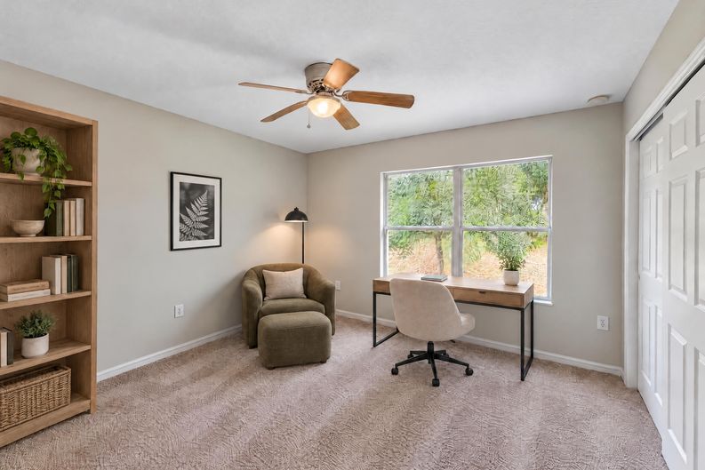 Photo 13 of 26 of 2474 Mallow Oak Ct, Apopka, FL