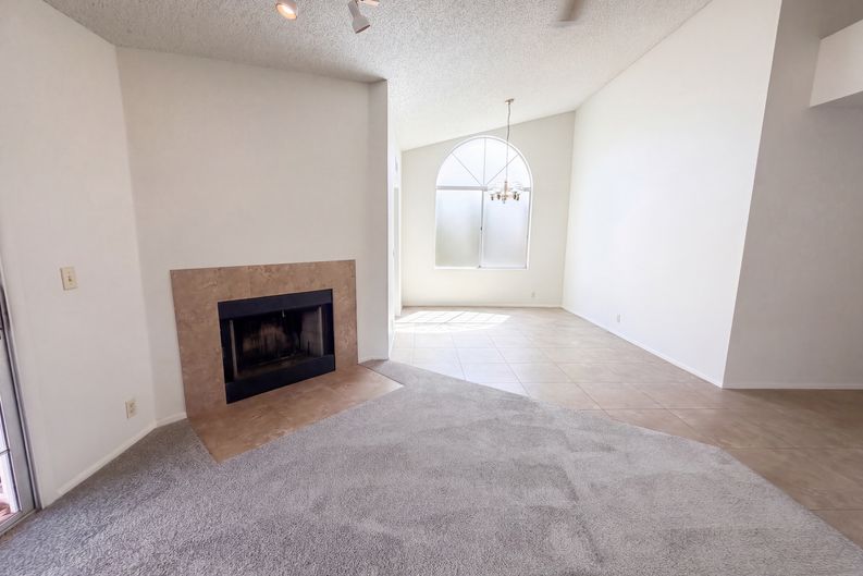 Photo 3 of 24 of 6018 W Mescal St, Glendale, AZ