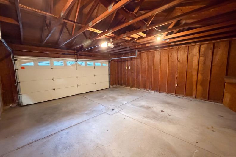 Photo 19 of 23 of 1896 Richal Dr, Woodbury, MN