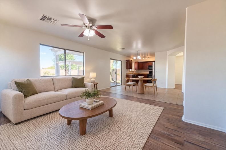 Photo 3 of 19 of 786 W Mesquite Tree Ln, San Tan Valley, AZ