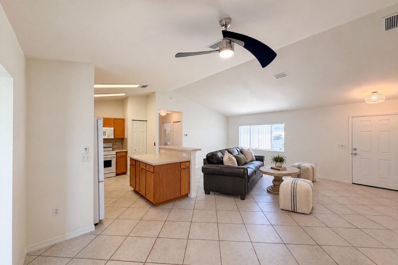 Photo 9 of 25 of 14280 SE 85th Ave, Summerfield, FL