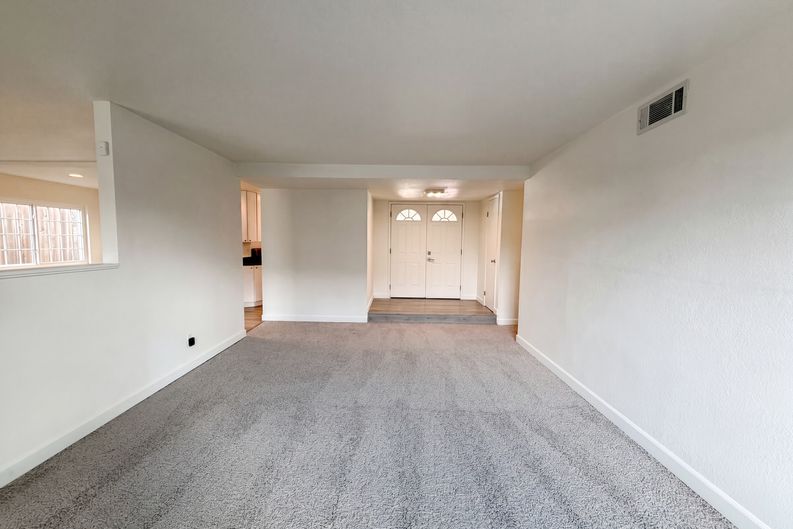 Photo 6 of 28 of 6840 Oaklawn Way, Fair Oaks, CA