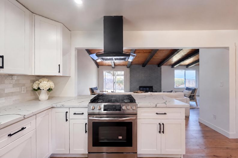 Photo 6 of 20 of 8129 Rannock Dr, Stockton, CA