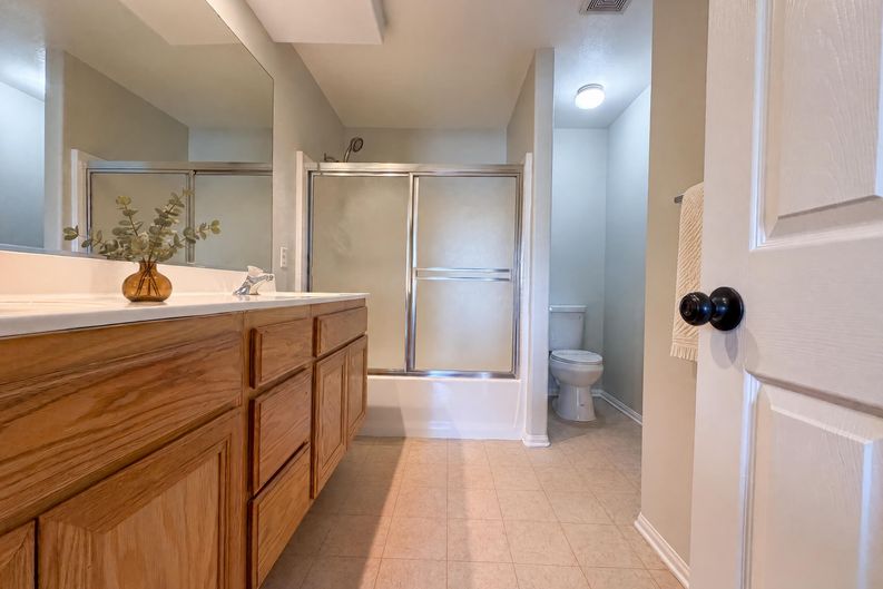 Photo 21 of 28 of 13185 Great Falls Ave, Victorville, CA