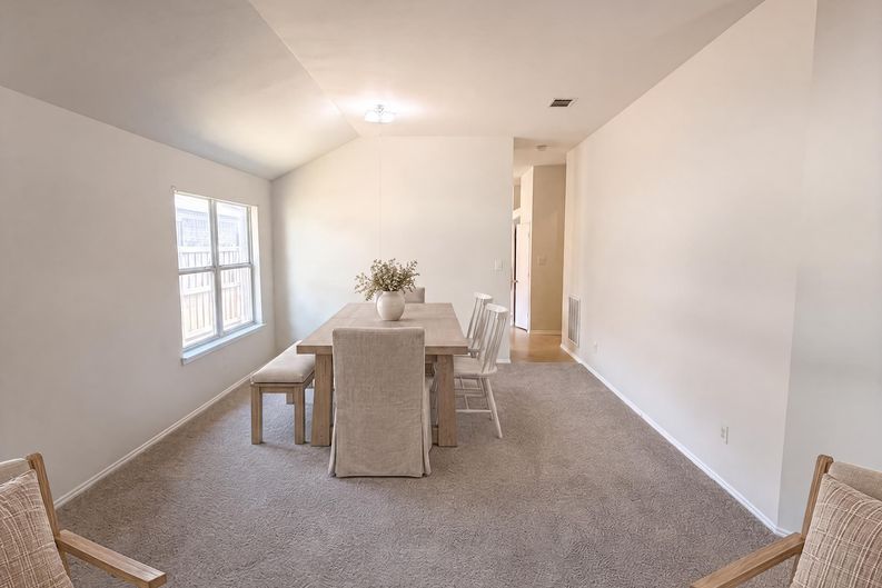 Photo 7 of 17 of 1910 Tawakani Ln, Little Elm, TX