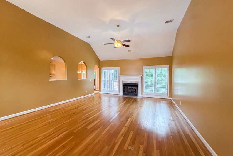 Photo 3 of 29 of 6724 Cold Stream Dr, Nashville, TN