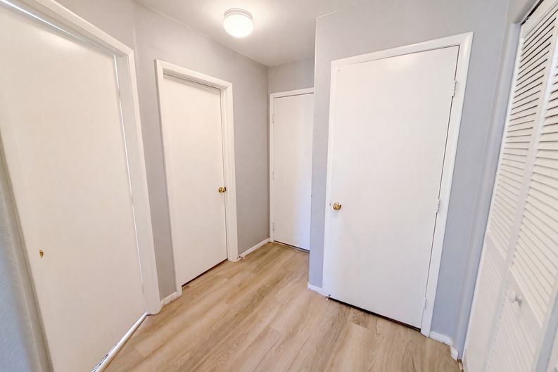 Photo 26 of 33 of 9121 Indian Breeze Dr, Las Vegas, NV