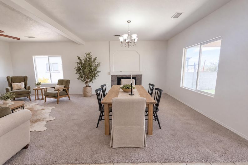 Photo 7 of 24 of 696 Troon Dr SE, Rio Rancho, NM