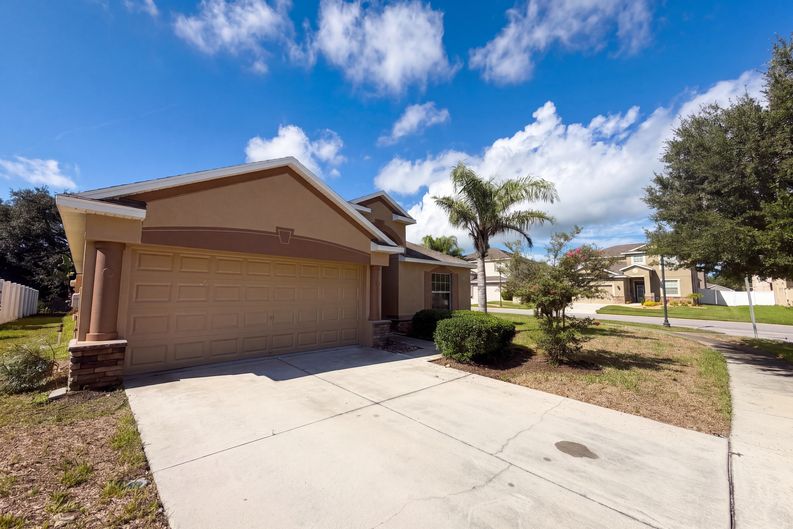 Photo 18 of 19 of 10080 Tolman Dr, Hudson, FL