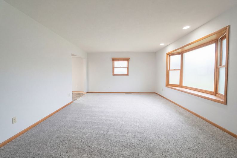 Photo 3 of 22 of 20710 Miller Ave, Cleveland, OH