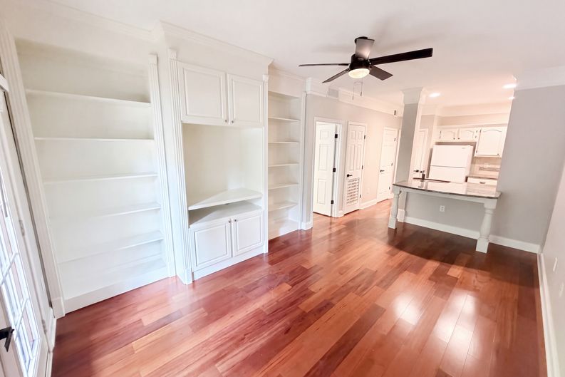 Photo 17 of 34 of 2700 Pine Tree Rd NE, Atlanta, GA