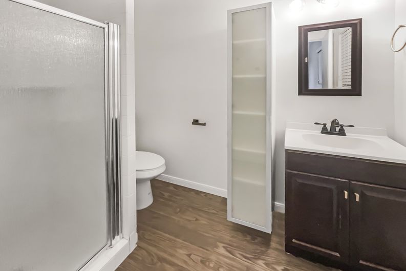 Photo 6 of 18 of 1105 E 17th St, Georgetown, TX