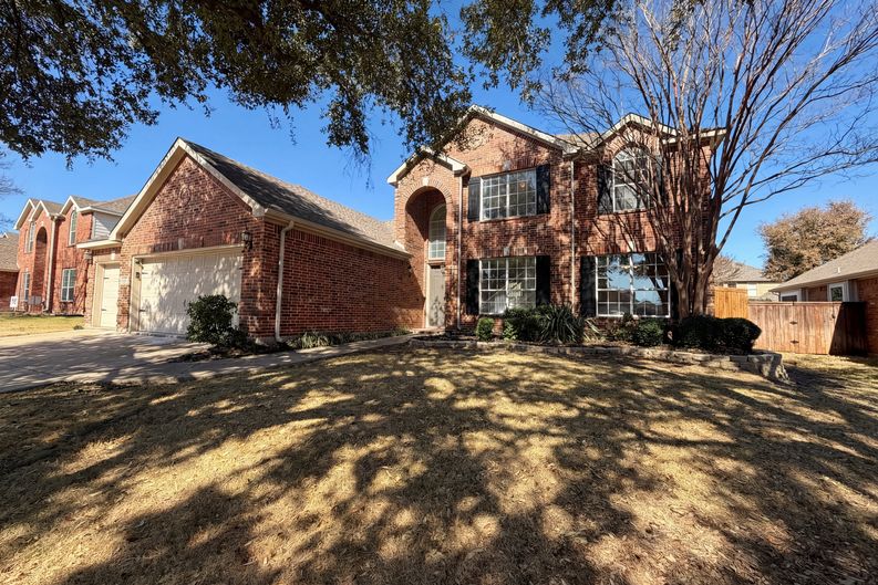 Photo 6 of 34 of 1412 Spring Ridge Ln, Flower Mound, TX