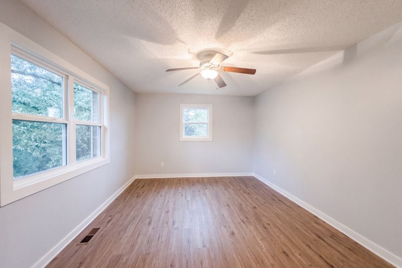 Photo 12 of 22 of 4552 Fall City Rd, Jasper, AL