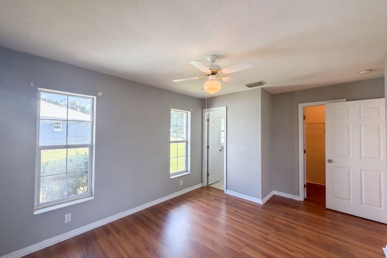 Photo 9 of 21 of 10640 SE 54th Ave, Belleview, FL