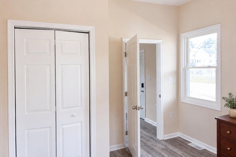 Photo 9 of 19 of 1314 S Braddock St, Winchester, VA