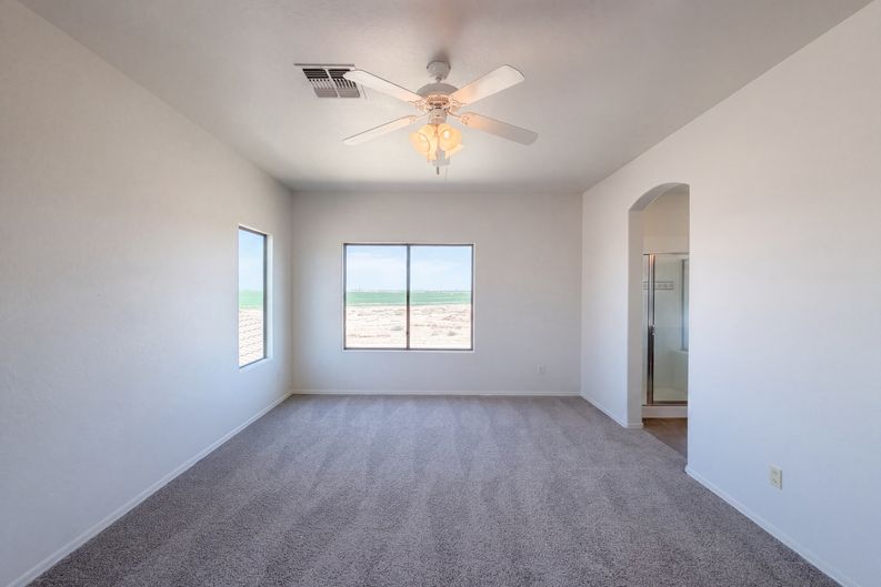 Photo 3 of 30 of 1806 N Wildflower Ln, Casa Grande, AZ