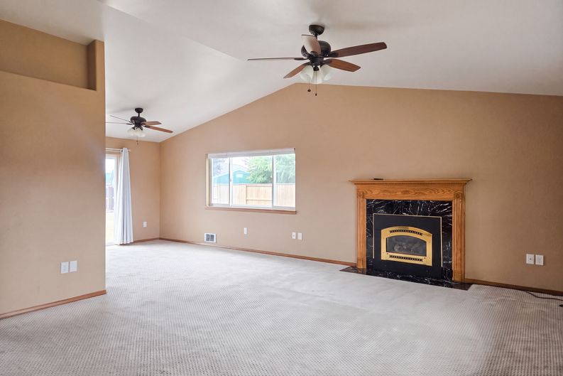 Photo 3 of 19 of 131 Duke Dr, Sequim, WA