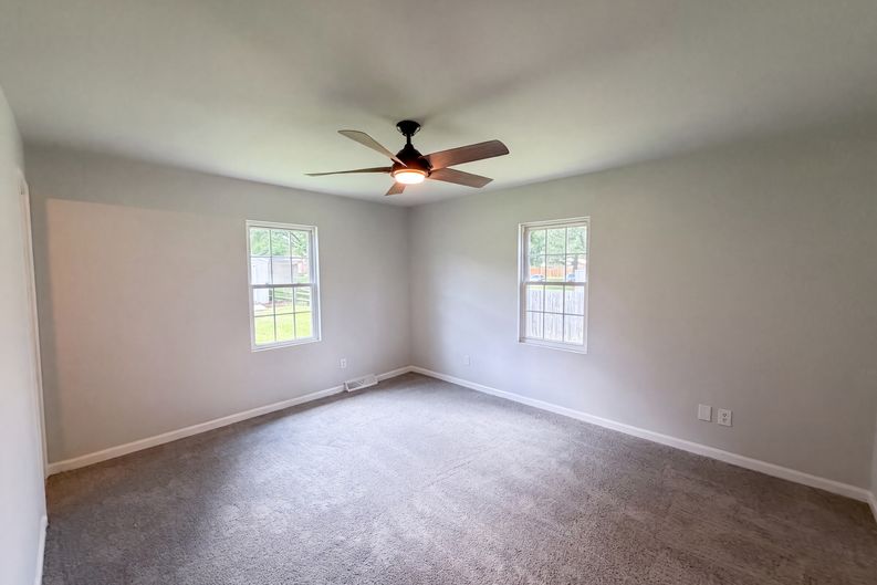 Photo 7 of 22 of 642 Lancer Ct NW, Concord, NC
