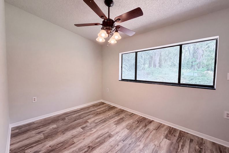 Photo 13 of 21 of 1605 Raiford Rd, Starke, FL